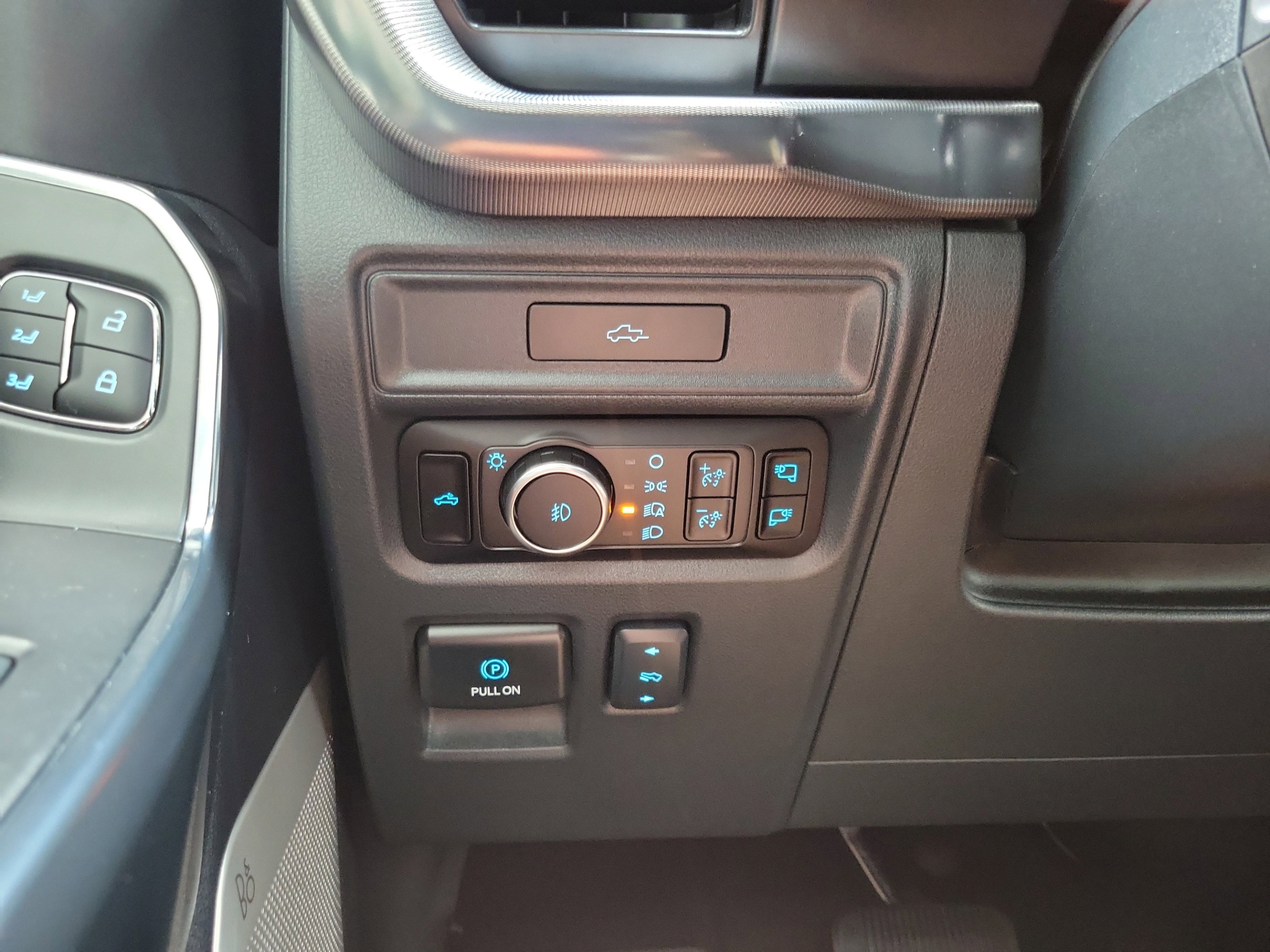 Used 2026 Ford F150 Platinum w/ Equipment Group 702A High AWD/4WD image 19