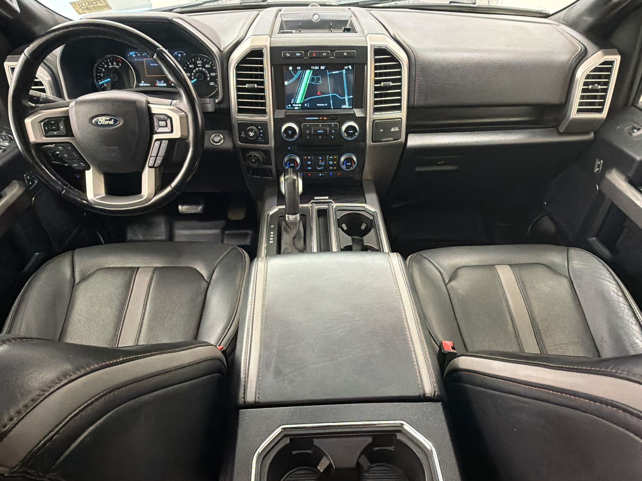 Used 2018 Ford F150 Platinum w/ Equipment Group 701A Luxury AWD/4WD image 16