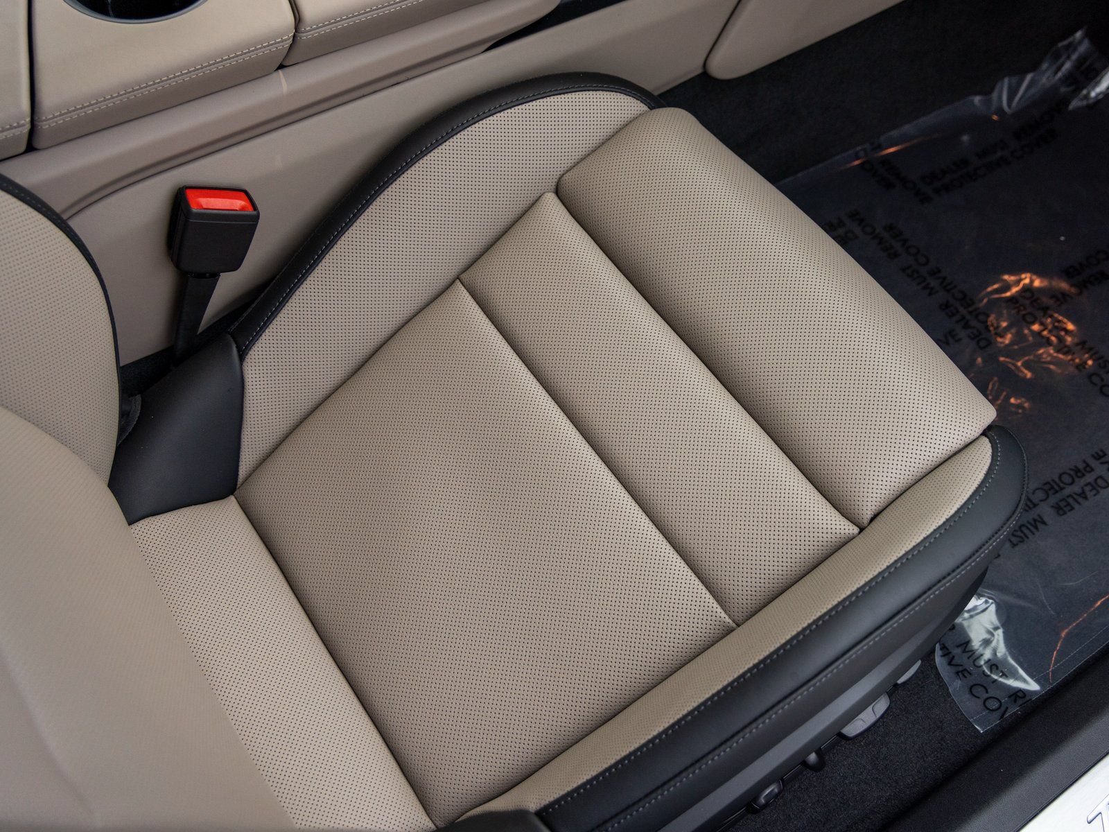 New 2025 Porsche Taycan 4S AWD/4WD image 46