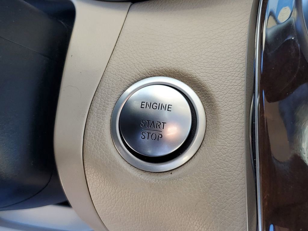 Used 2018 Mercedes-Benz GLC 300 image 25