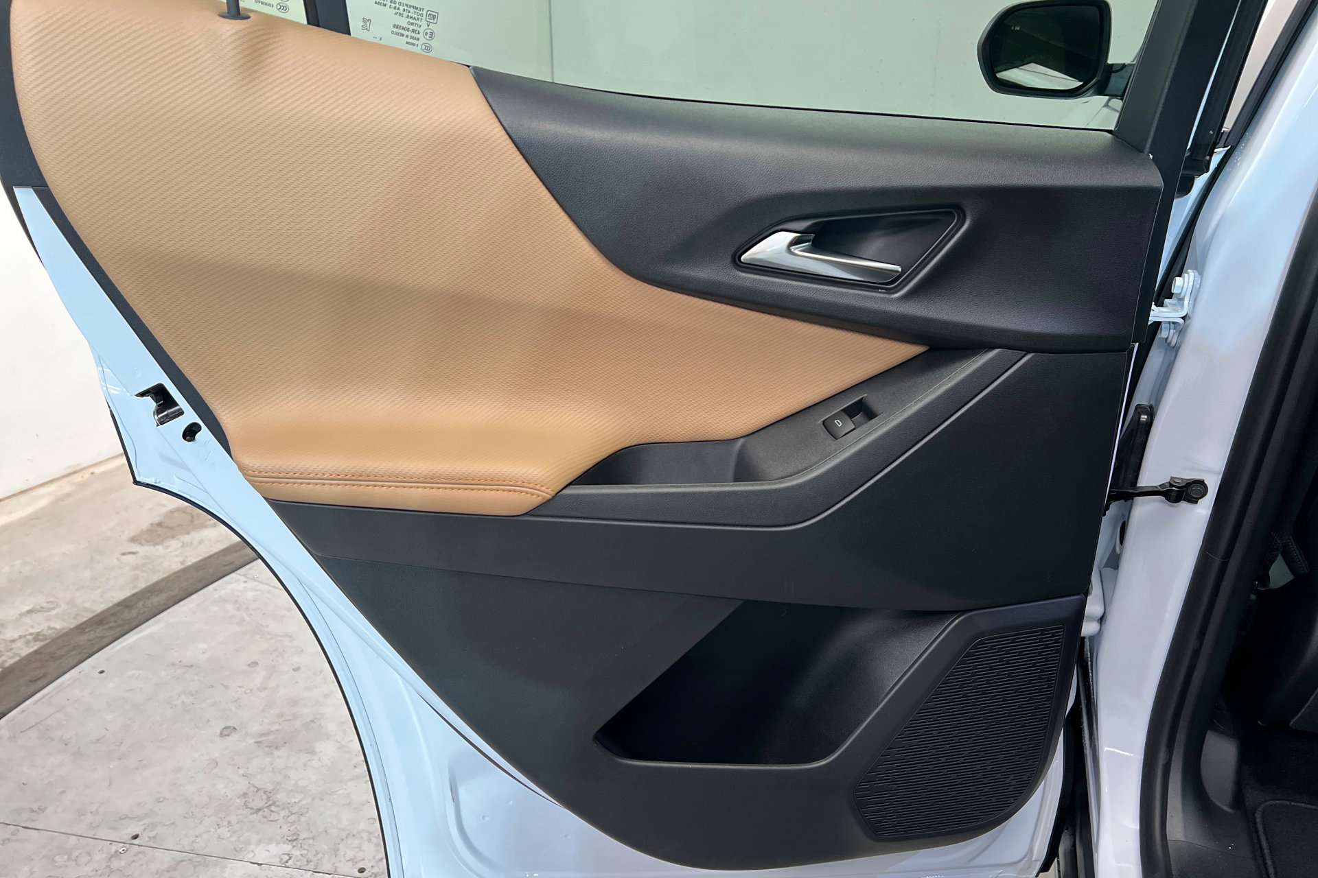 New 2026 Chevrolet Equinox ACTIV w/ Convenience Package III image 19