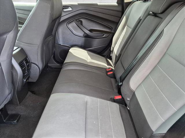Used 2016 Ford Escape SE w/ Equipment Group 201A AWD/4WD image 18