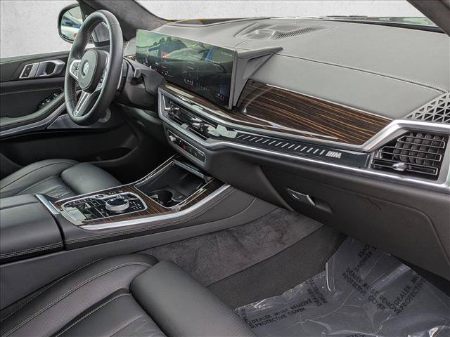 Used 2026 BMW X5 M60i AWD/4WD image 23