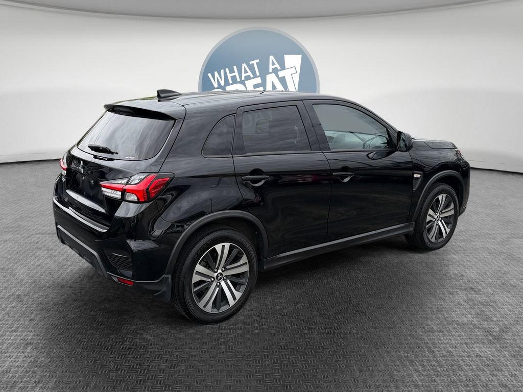 Used 2024 Mitsubishi Outlander Sport ES AWD/4WD image 3
