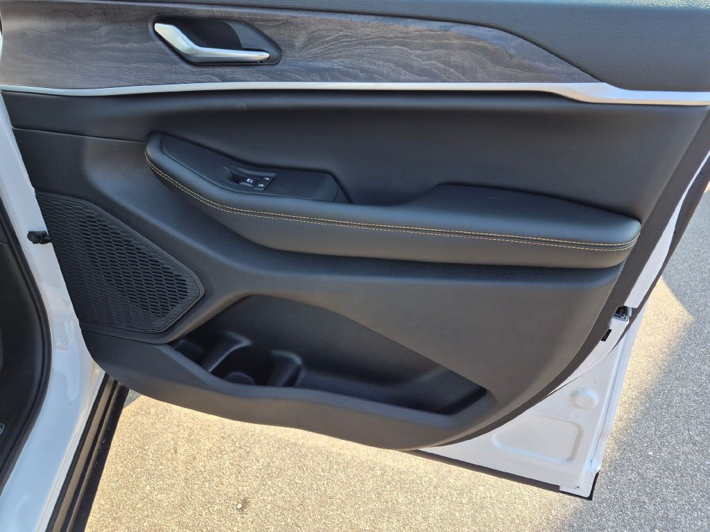 New 2026 Jeep Grand Cherokee Limited AWD/4WD image 31