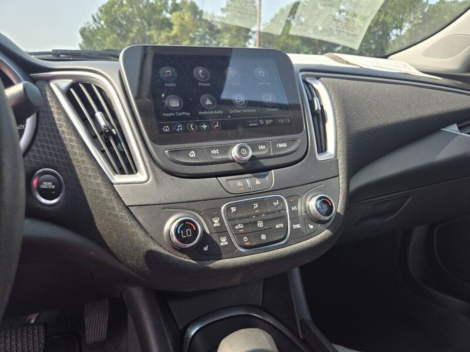 Used 2025 Chevrolet Malibu LT FWD image 14
