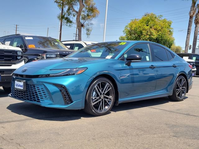 Used 2025 Toyota Camry XSE FWD image 26