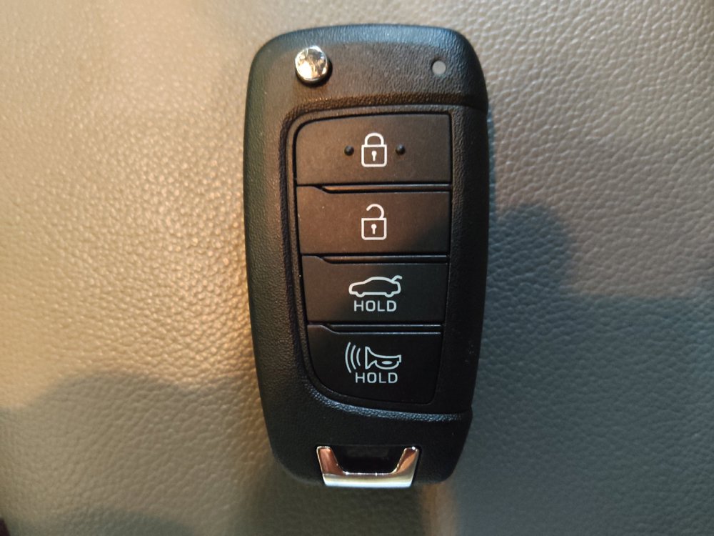 Used 2025 Hyundai Elantra SE FWD image 32