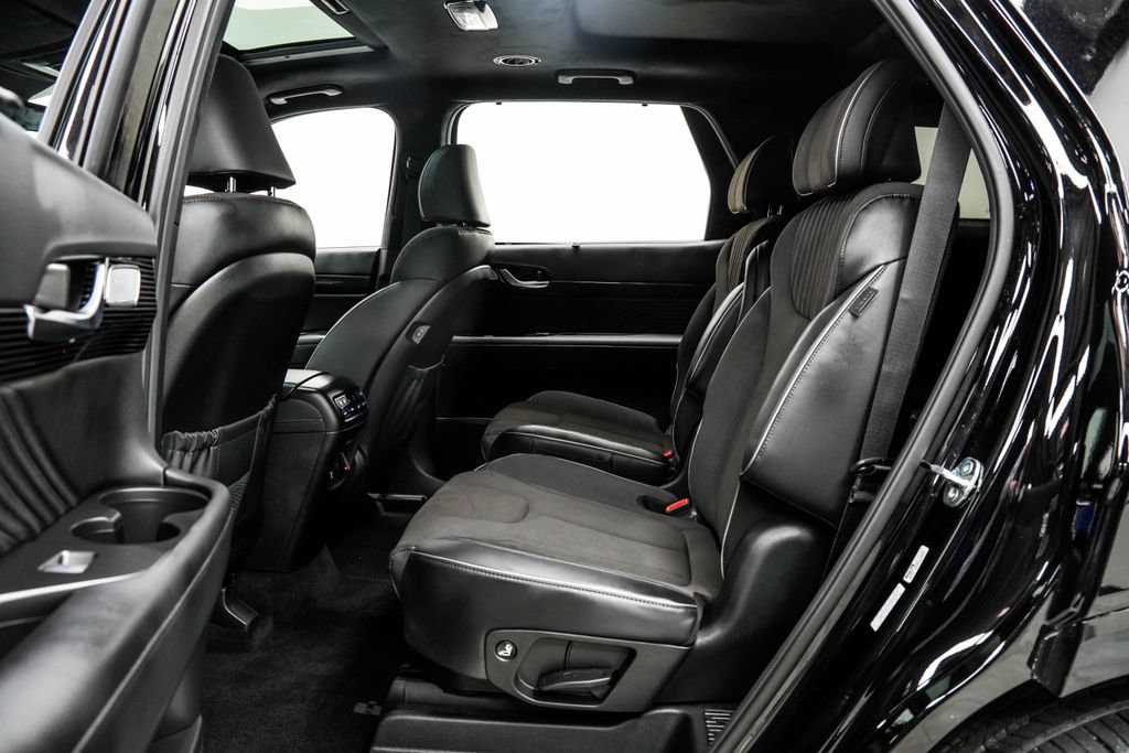 Used 2025 Hyundai Palisade Calligraphy AWD/4WD image 19