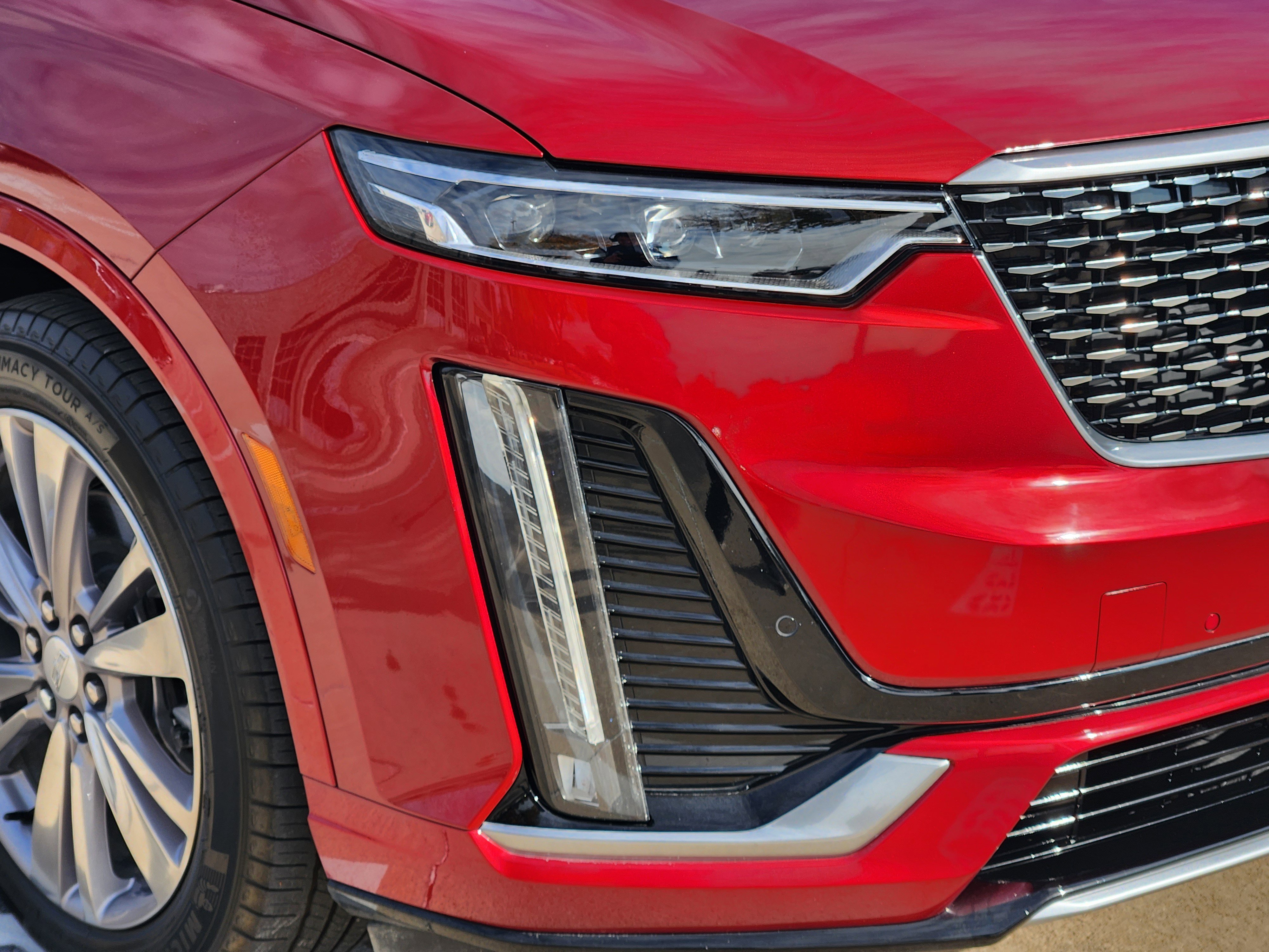 Used 2023 Cadillac XT6 Premium Luxury image 6