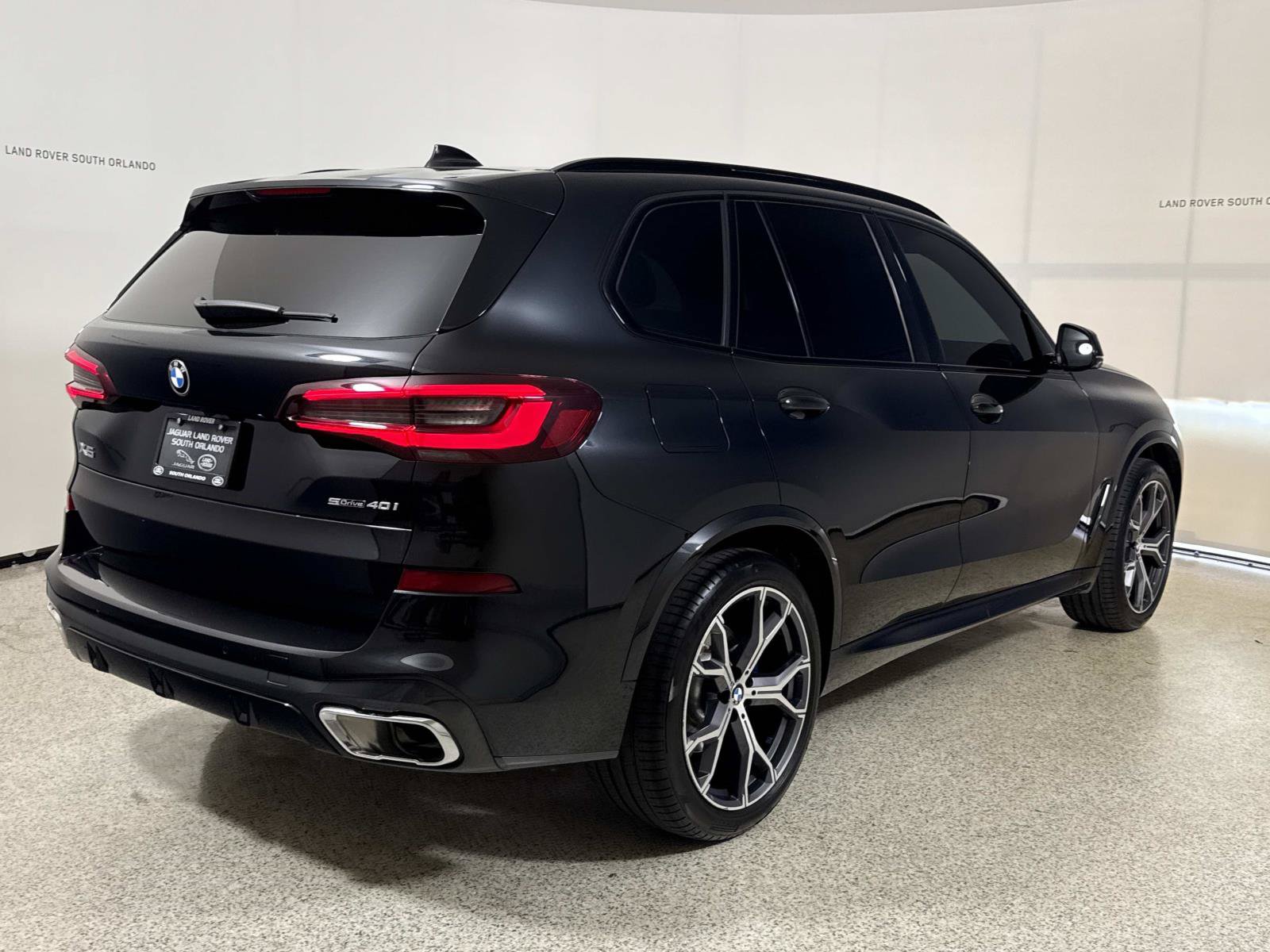 Used 2023 BMW X5 sDrive40i w/ Executive Package RWD image 5