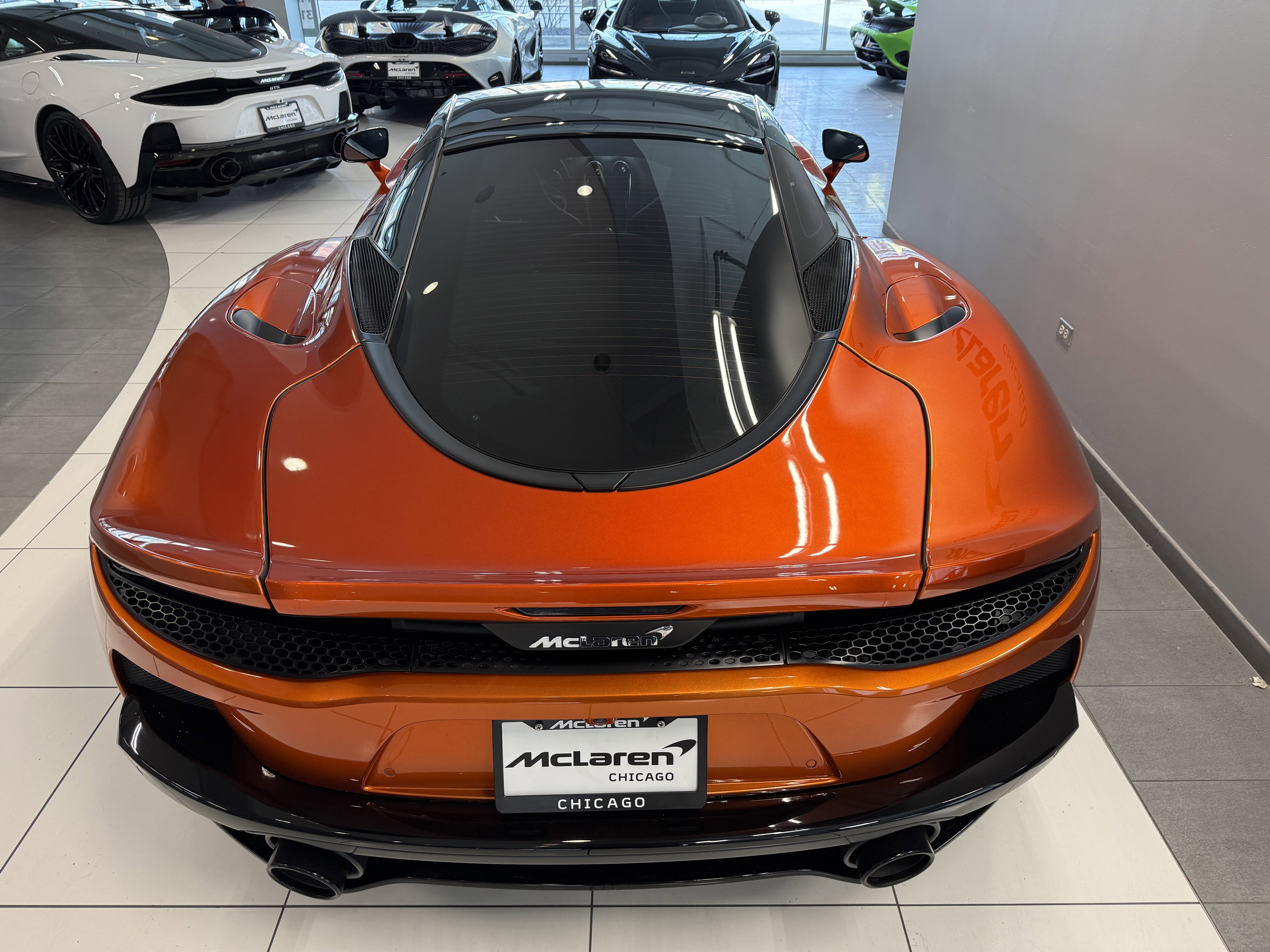 Used 2023 McLaren GT image 4