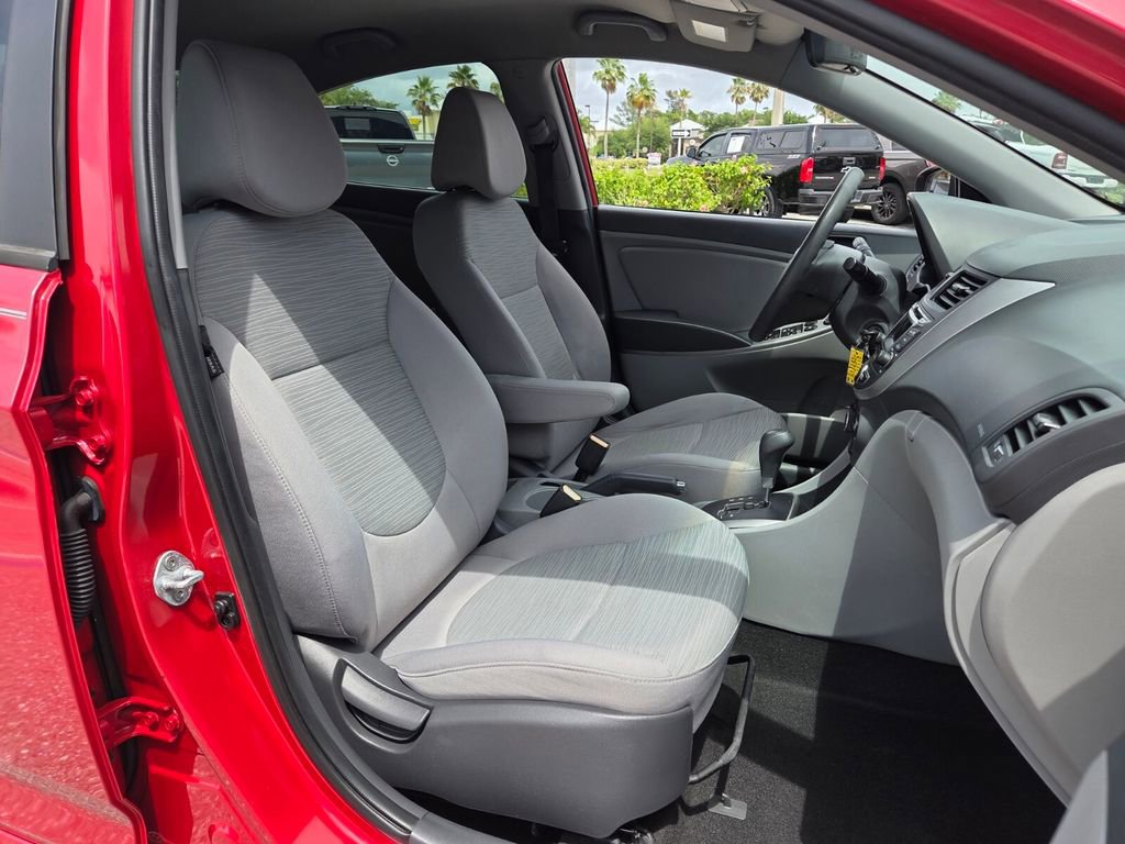 Used 2016 Hyundai Accent SE FWD image 19