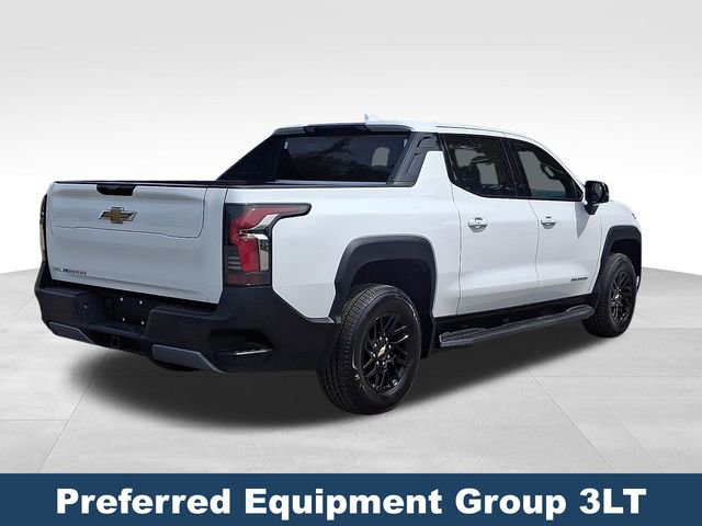 Used 2025 Chevrolet Silverado EV LT AWD/4WD image 7