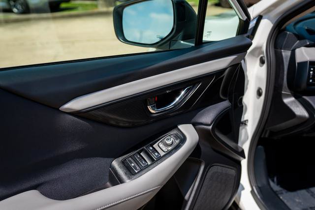 Certified 2025 Subaru Outback Premium AWD/4WD image 31