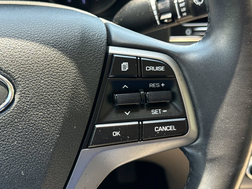 Used 2017 Hyundai Elantra Value Edition w/ Cargo Package FWD image 28