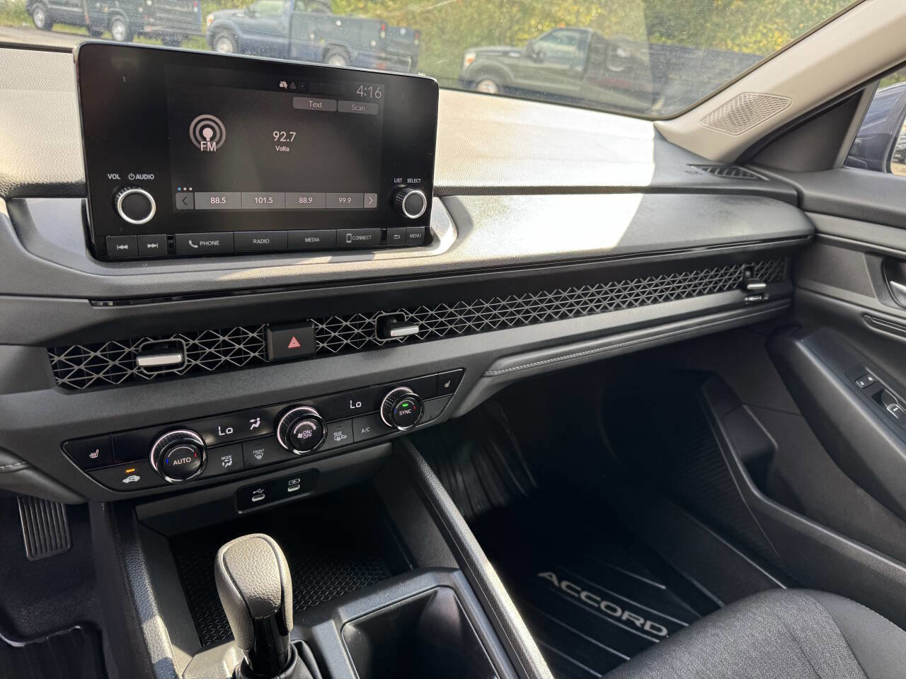 Used 2024 Honda Accord EX image 9