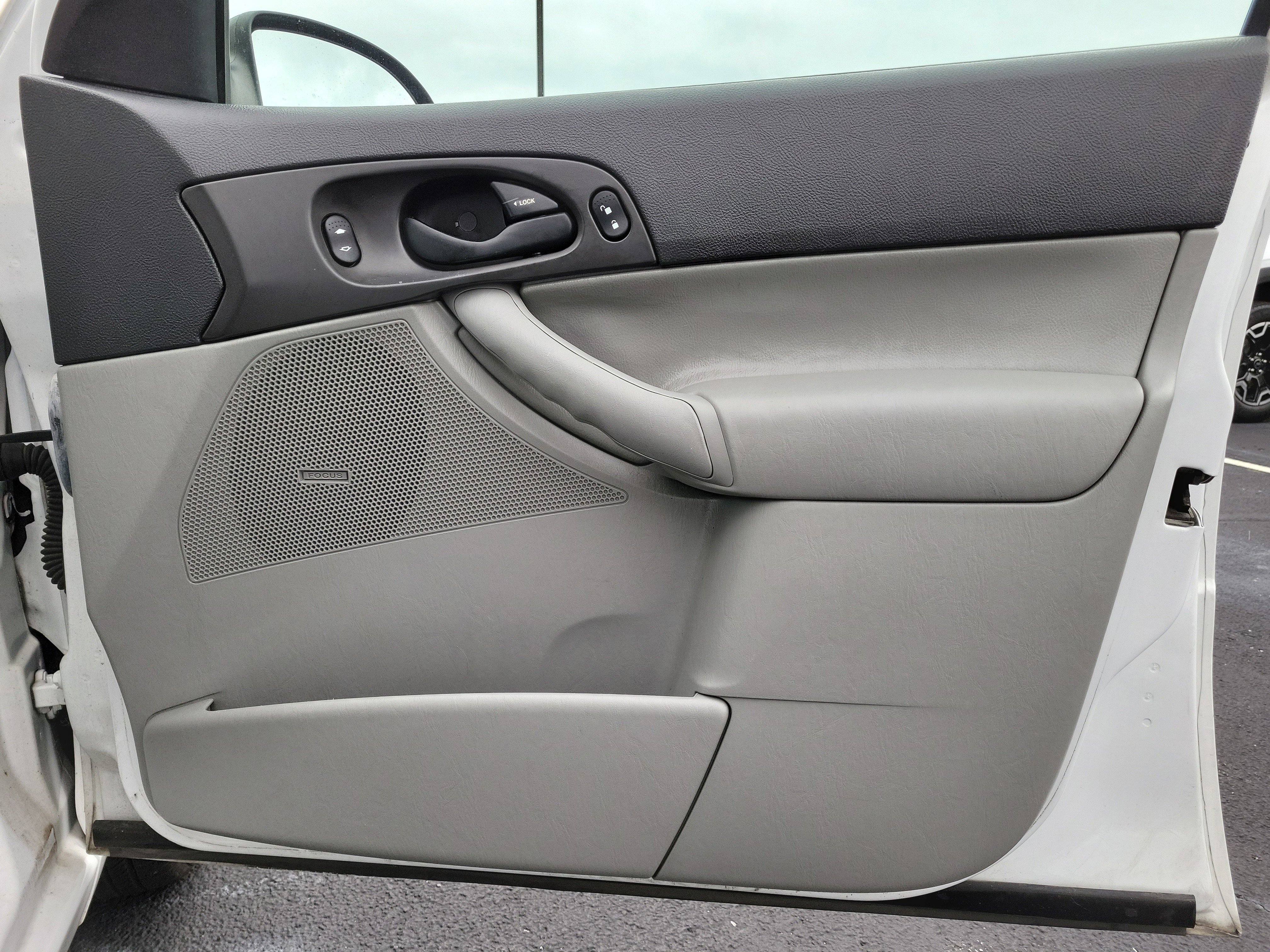 Used 2007 Ford Focus S image 18