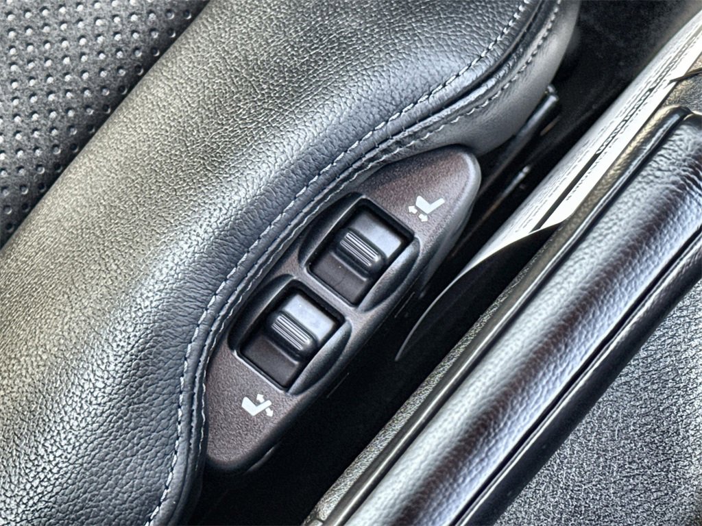 New 2025 Nissan Z Performance w/ Floor Mat Package image 37