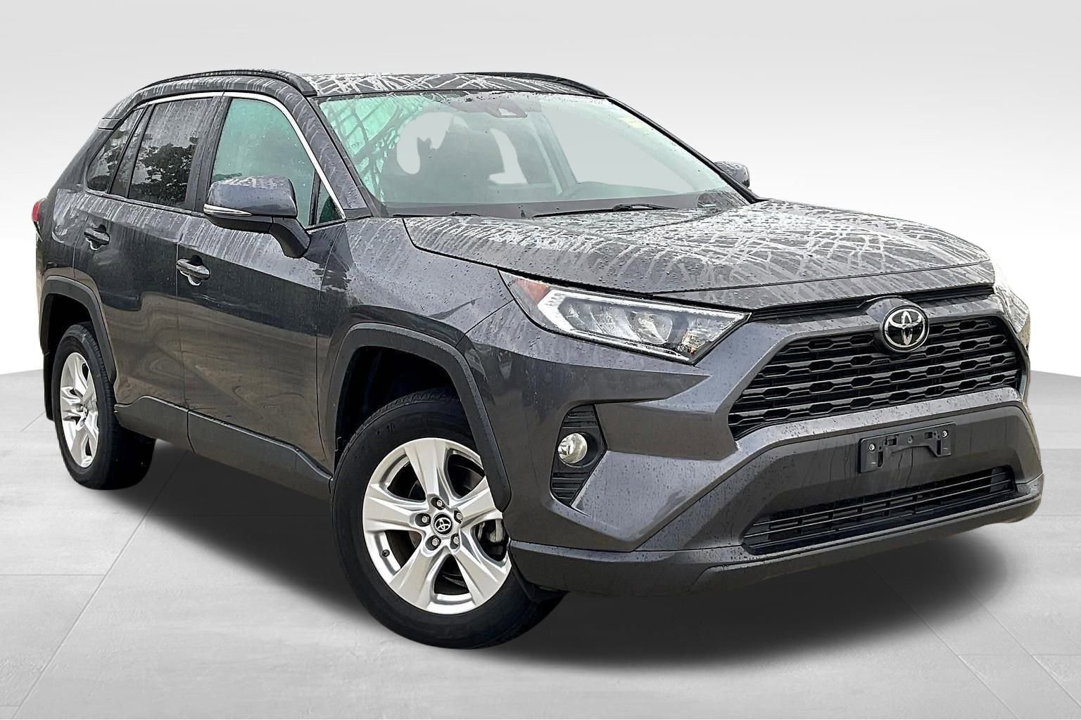 Used 2019 Toyota RAV4 XLE image 16