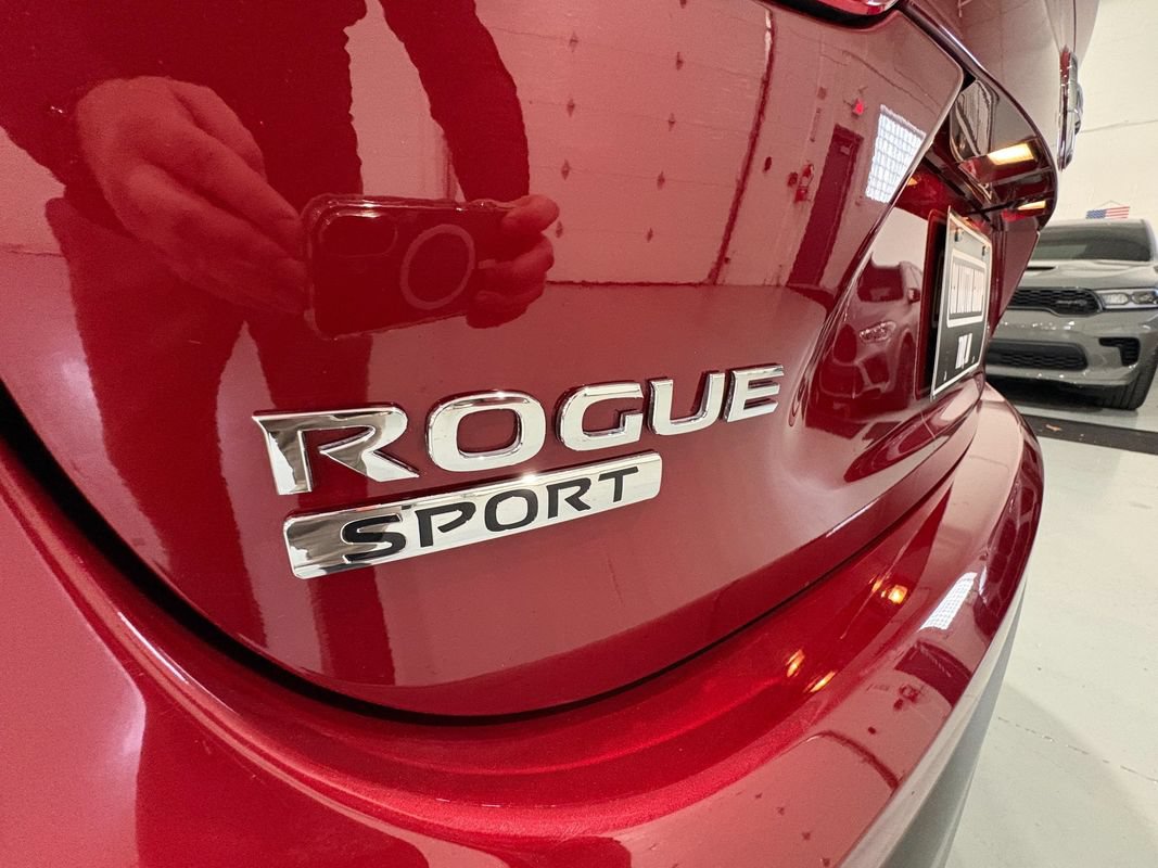 Used 2019 Nissan Rogue Sport SV AWD/4WD image 44