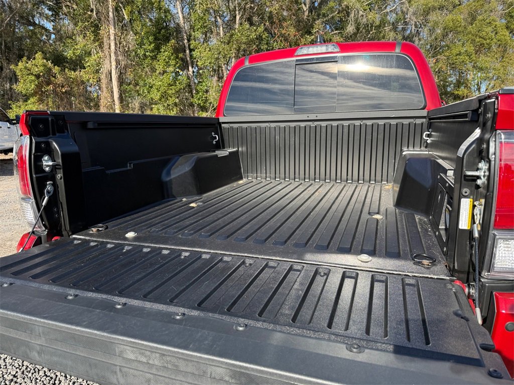 Used 2023 Toyota Tacoma TRD Off-Road w/ Advanced Technology Package image 28