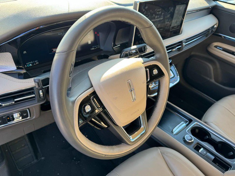 Used 2023 Lincoln Corsair FWD image 15