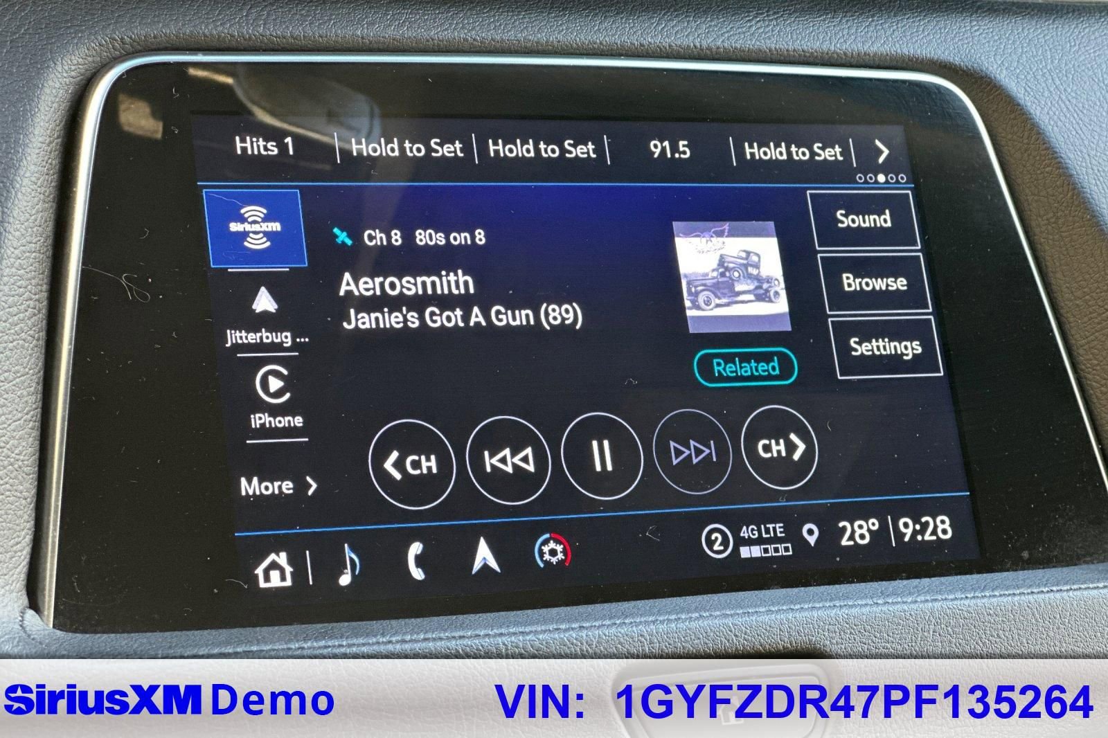 Certified 2023 Cadillac XT4 Premium Luxury w/ Technology Package image 35