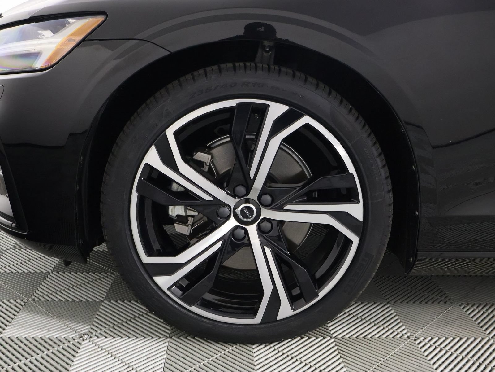 Certified 2023 Volvo S60 B5 Core w/ Climate Package FWD image 28