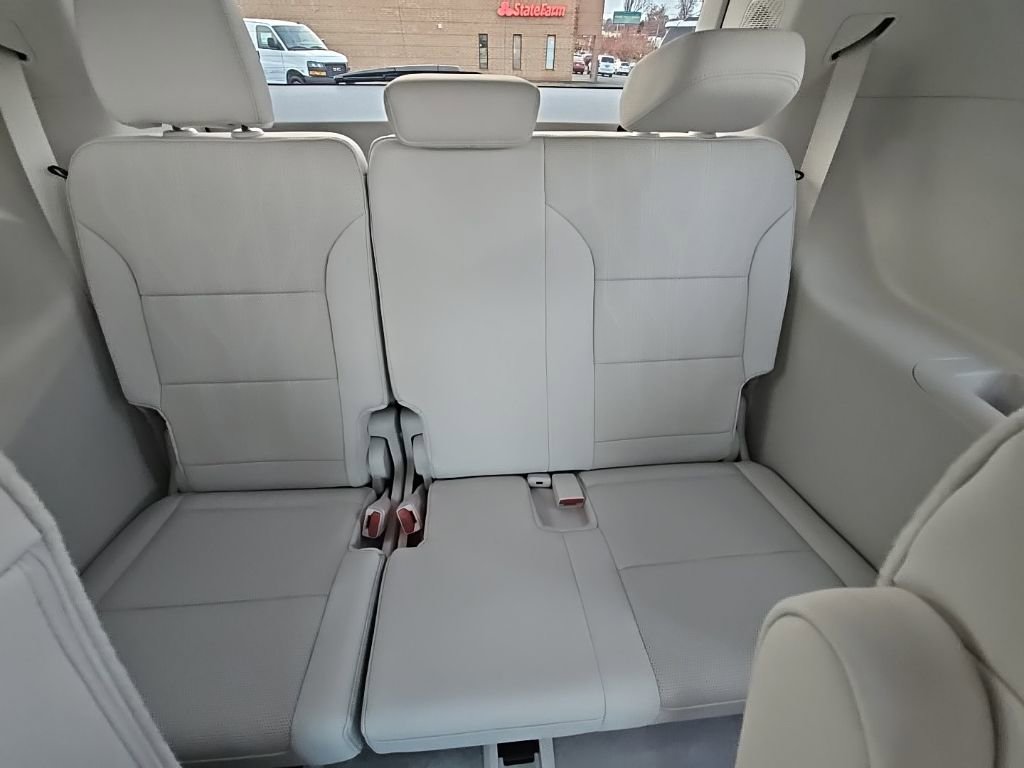 New 2026 Buick Enclave Avenir w/ Super Cruise Package image 16