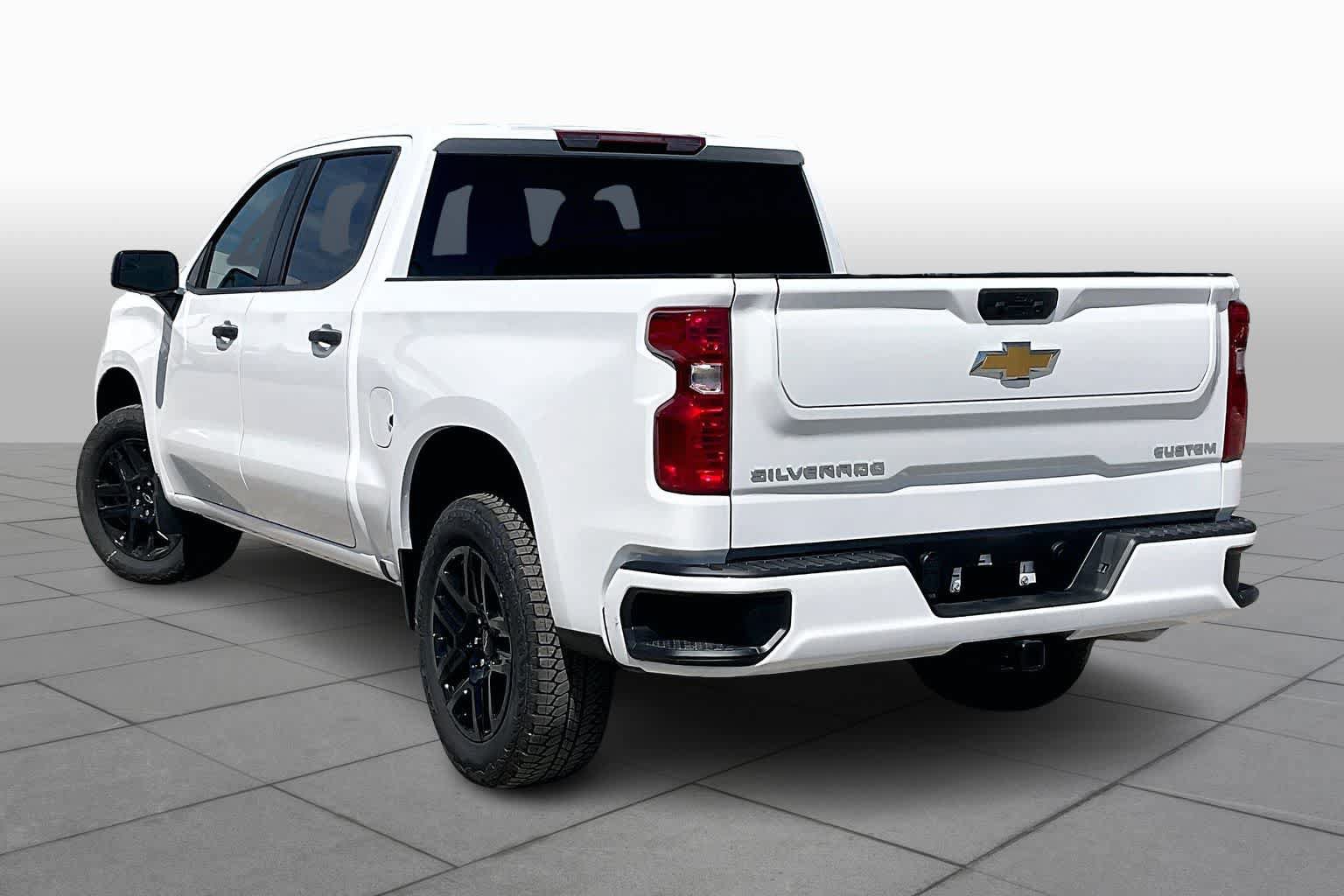 New 2026 Chevrolet Silverado 1500 Custom RWD image 12