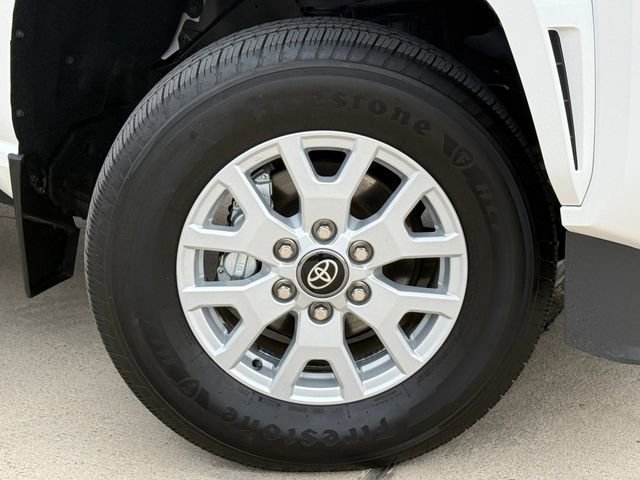 Used 2024 Toyota Tacoma SR image 2