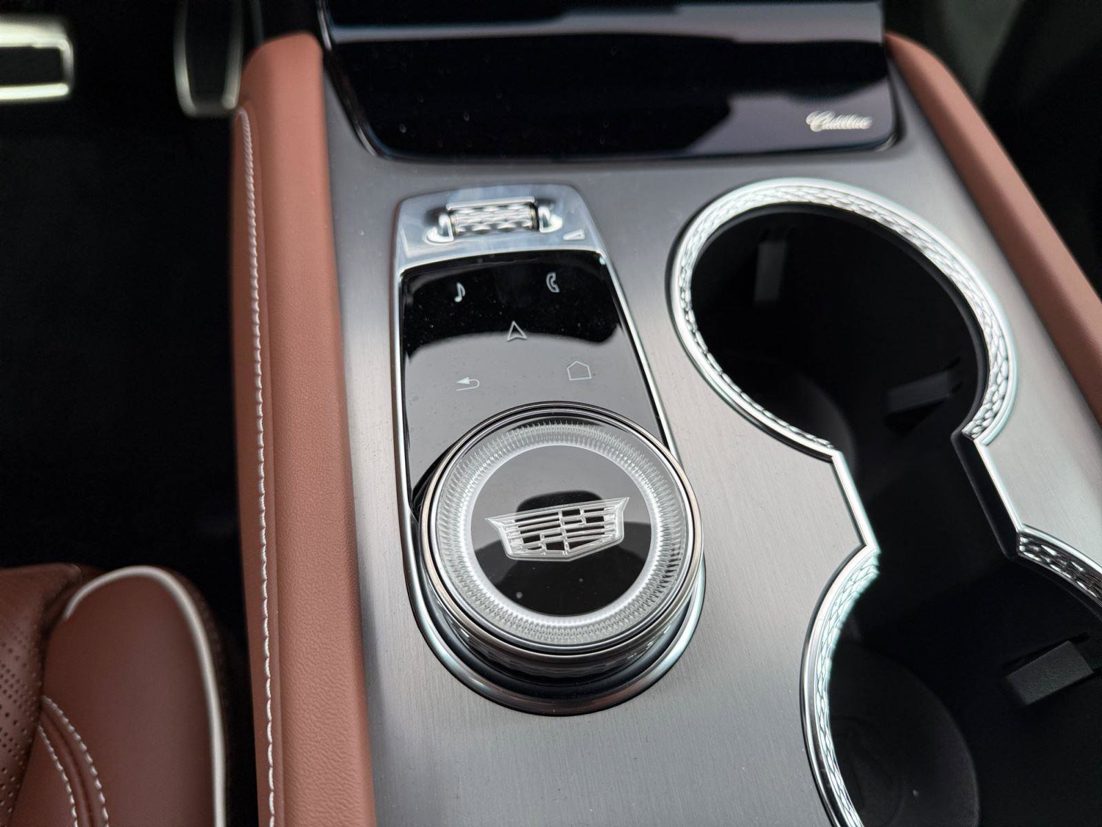 New 2026 Cadillac Vistiq Platinum image 27