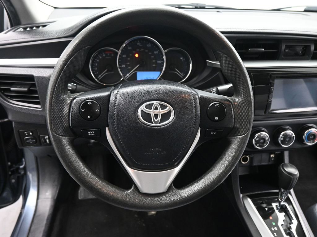 Used 2015 Toyota Corolla L image 10