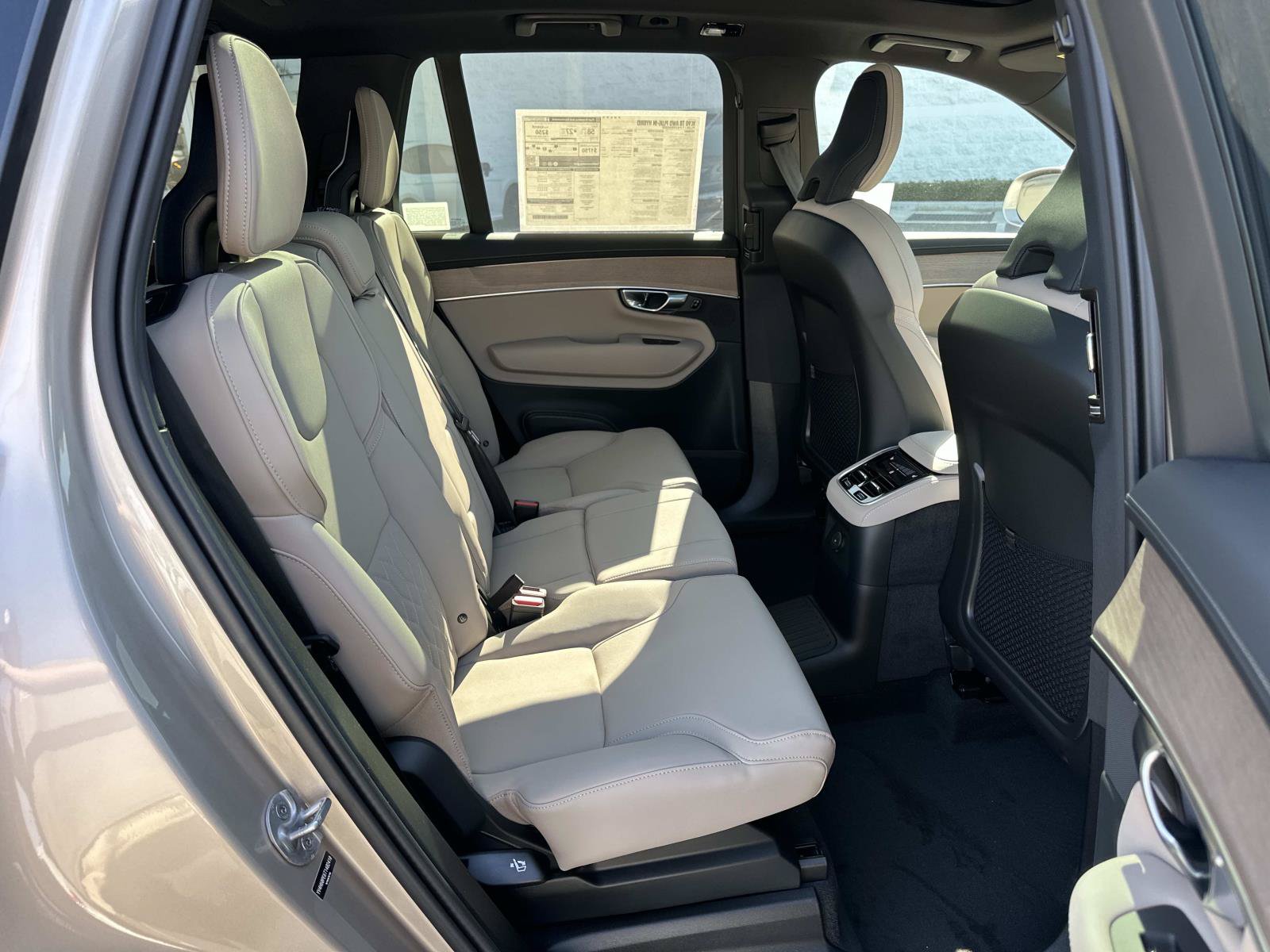New 2026 Volvo XC90 T8 Plus AWD/4WD image 20