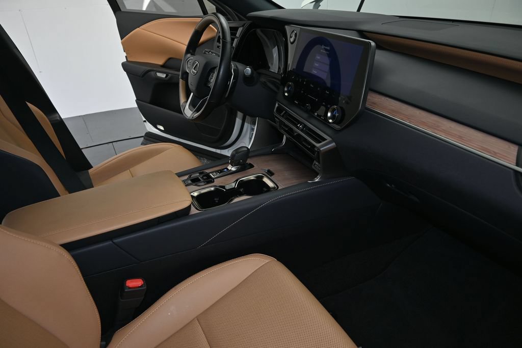 Used 2024 Lexus RX 350 Premium w/ Accessory Package (Z1) FWD image 13