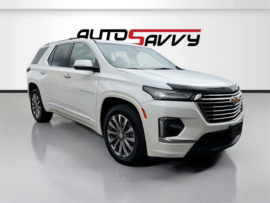 Used 2023 Chevrolet Traverse Premier image 1