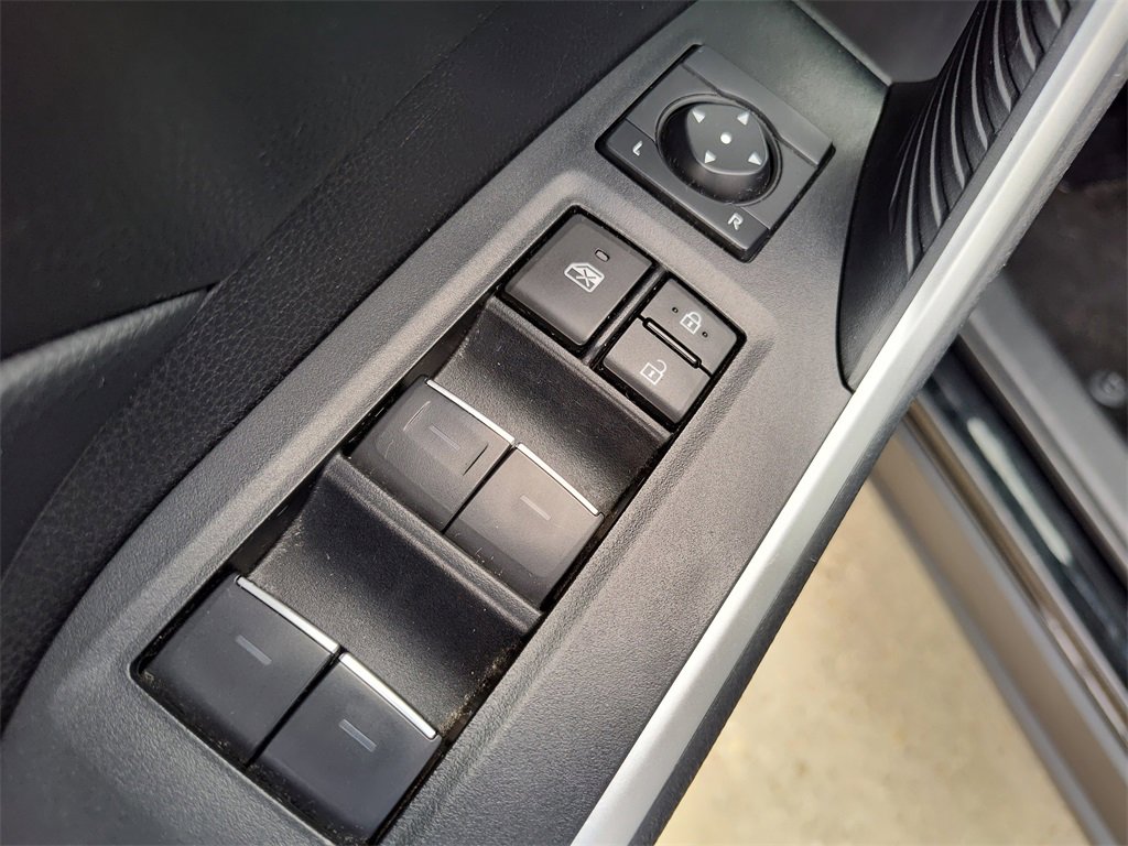 Used 2024 Toyota RAV4 XLE image 22