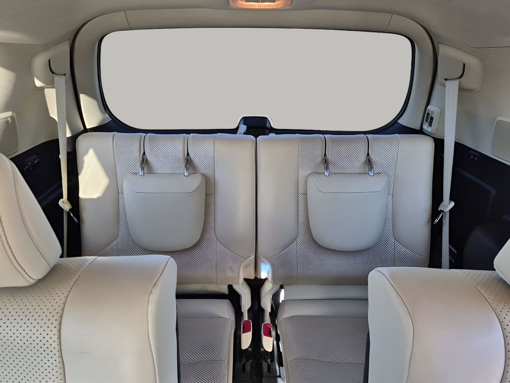 Used 2023 Lexus GX 460 Luxury w/ Sport Design Package image 26