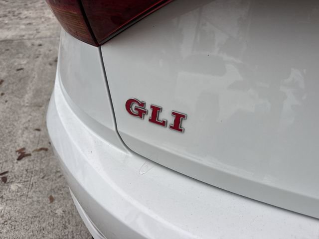 Used 2019 Volkswagen Jetta GLI image 24