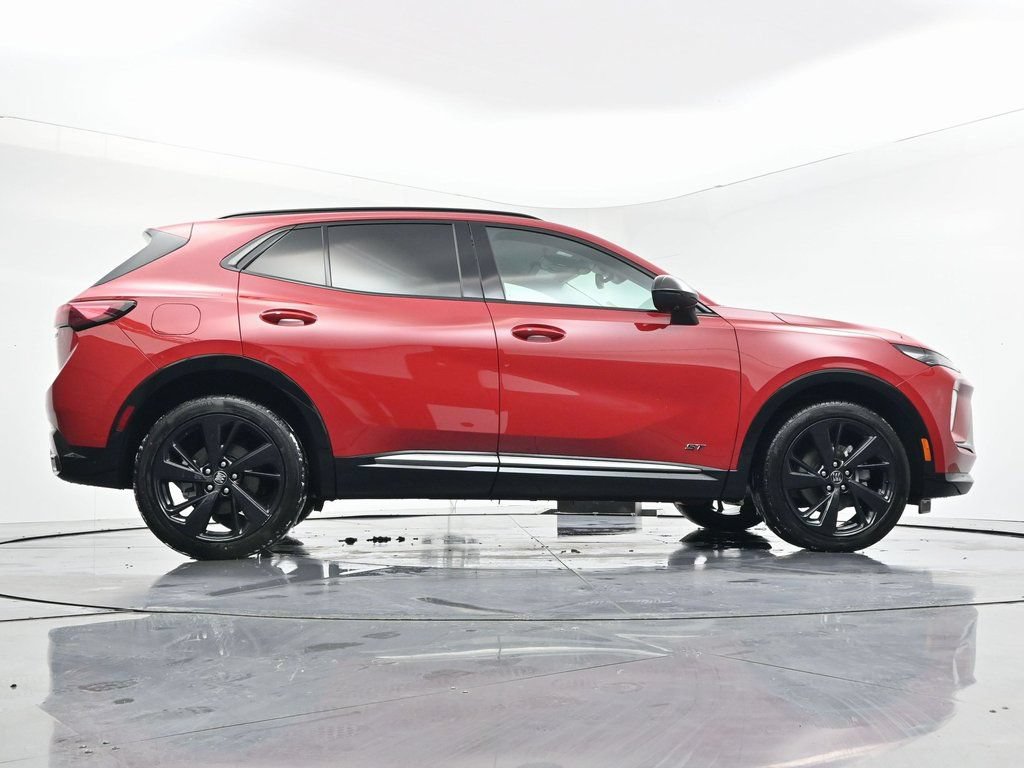 Used 2025 Buick Envision Sport Touring AWD/4WD image 30