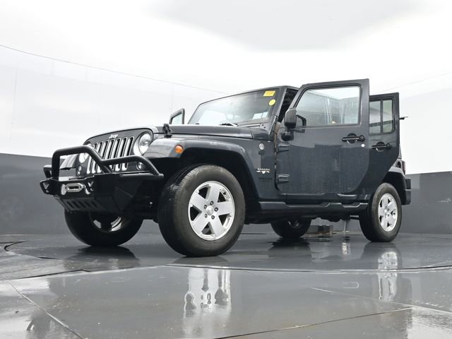 Used 2016 Jeep Wrangler Unlimited Sahara w/ Dual Top Group AWD/4WD image 32
