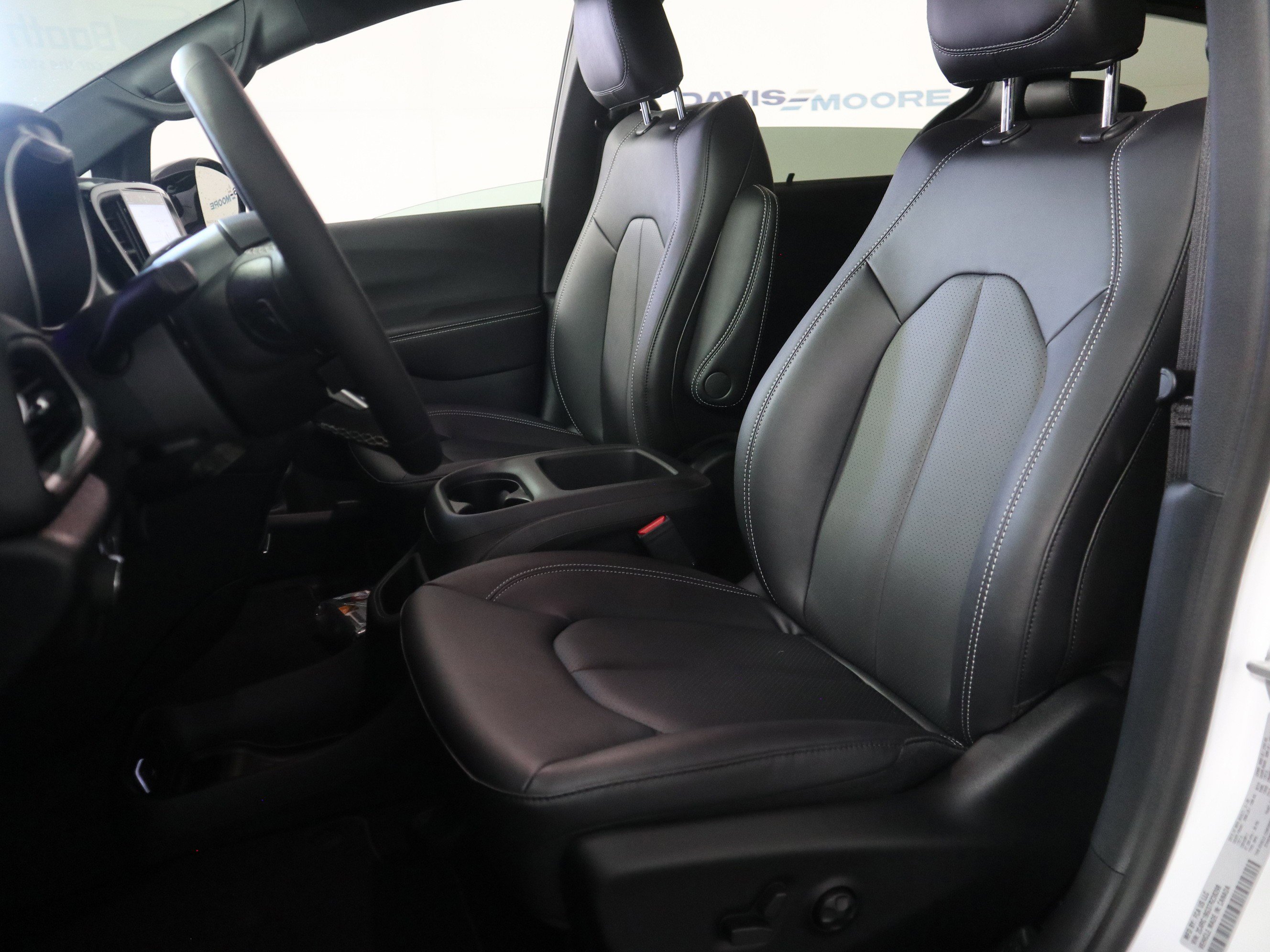 New 2026 Chrysler Pacifica Select image 23