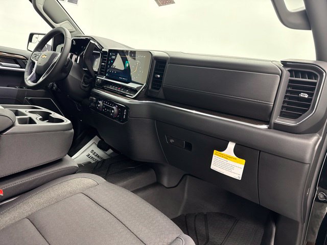 New 2026 Chevrolet Silverado 1500 LT w/ LPO, Liner Protection Package AWD/4WD image 31