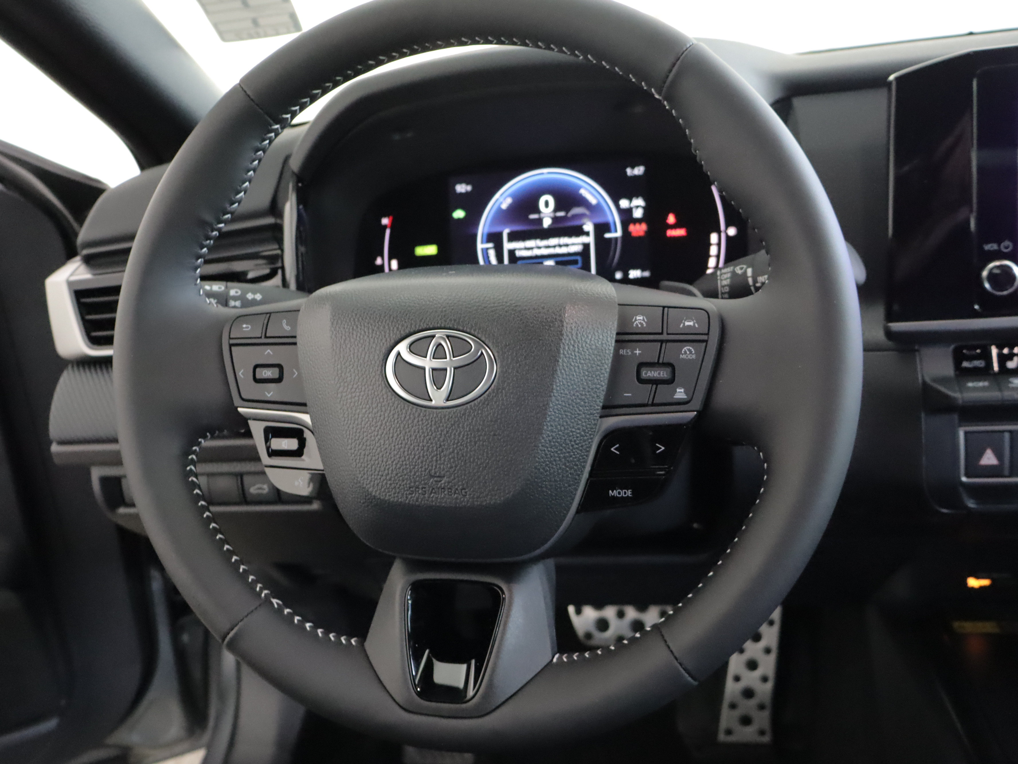 New 2026 Toyota Camry SE FWD image 14