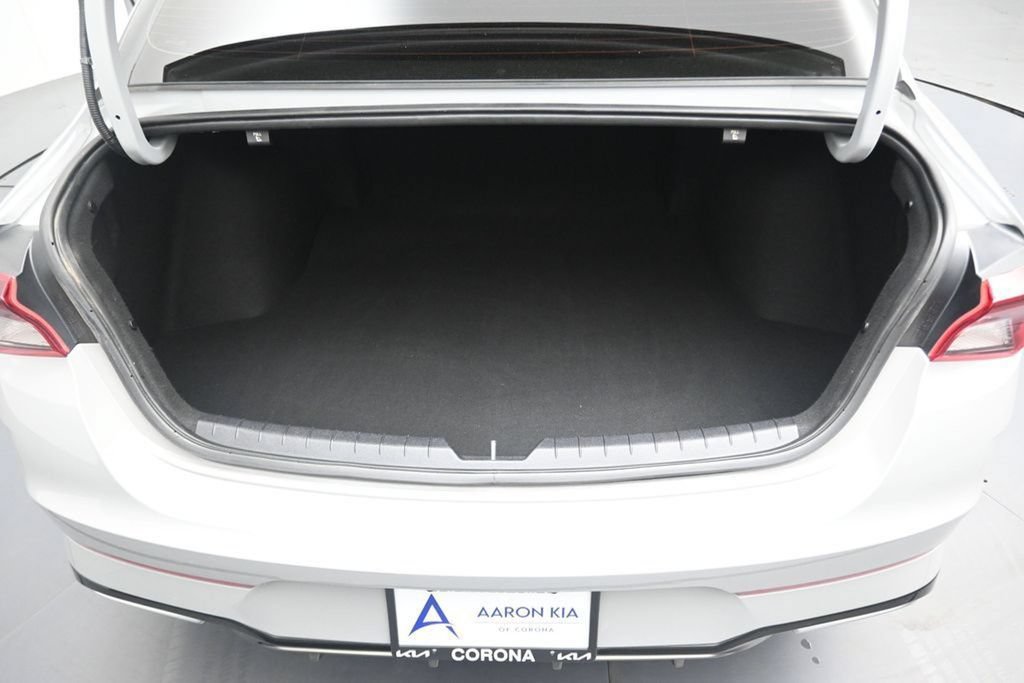 Used 2021 Kia K5 GT-Line AWD/4WD image 10