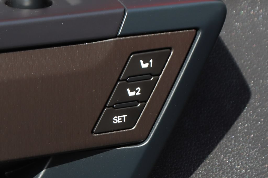 Used 2022 Toyota Tundra TRD Pro AWD/4WD image 17