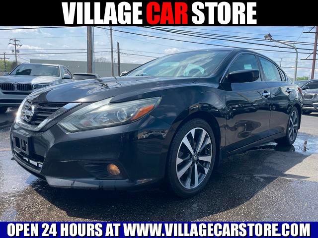Used 2017 Nissan Altima 2.5 SR FWD image 1