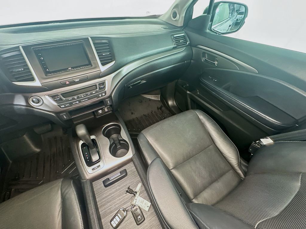 Used 2019 Honda Ridgeline RTL image 11