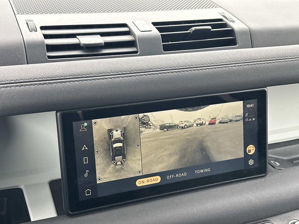 Used 2023 Land Rover Defender 110 S image 32